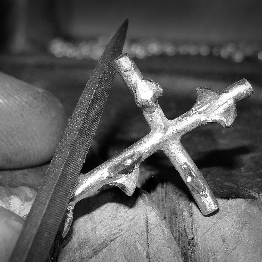 David Jonns Thorn Crucifix
